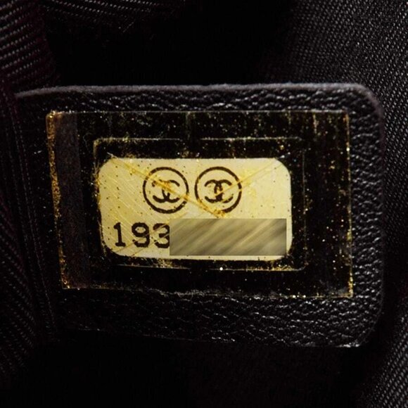 Chanel Pink Quilted Patent Leather Small Boy Bag - Picture 10 of 10